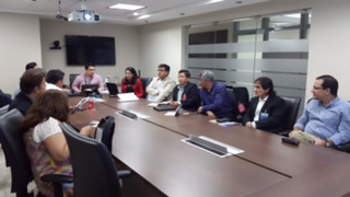 Equipo del MEF de Ecuador y al Banco Interamericano de Desarrollo
